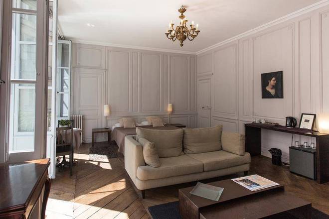 Chambre En Ville, Bordeaux