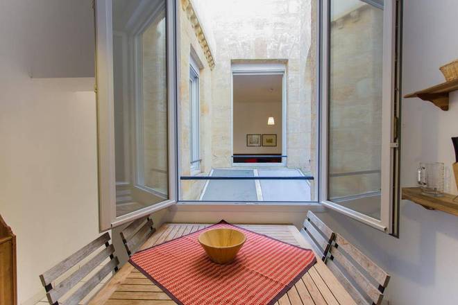 Chambre En Ville, Bordeaux