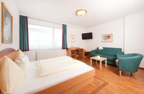Hotel Zillertal, Innsbruck