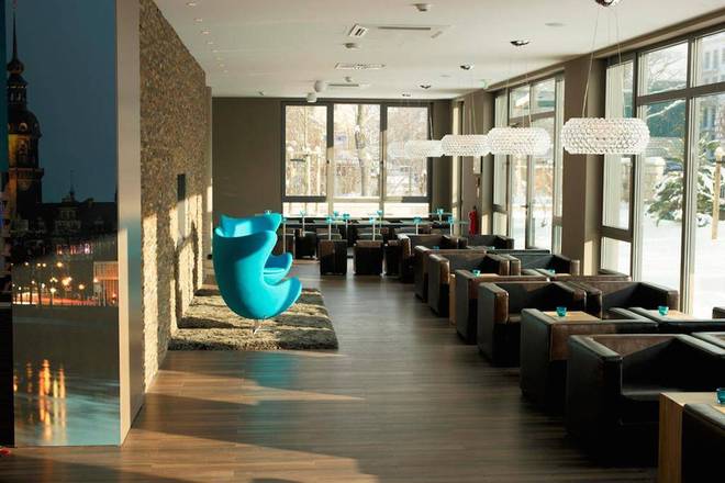 Motel One Dresden - Palaisplatz, Dresden