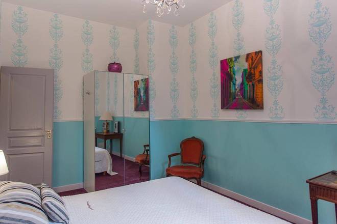 Chambre En Ville, Bordeaux