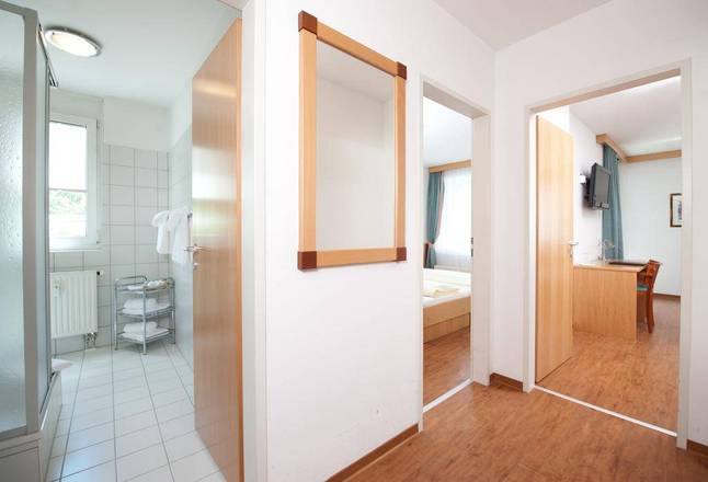 Hotel Zillertal, Innsbruck