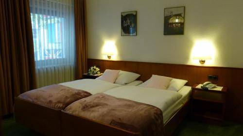Hotel Wurms, Dusseldorf