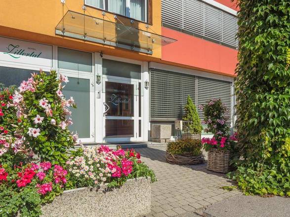 Hotel Zillertal, Innsbruck
