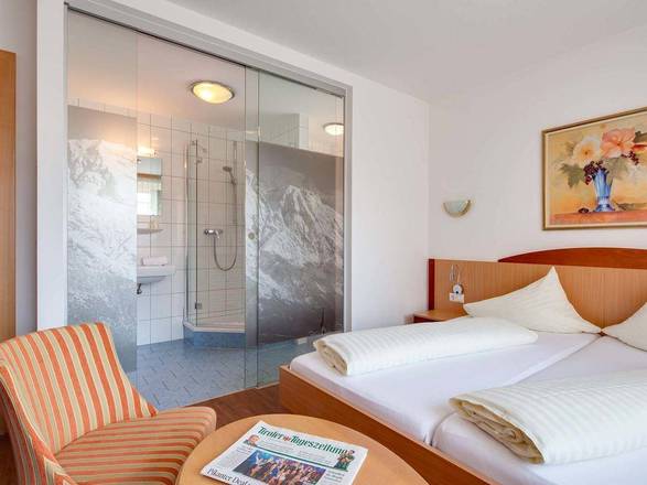 Hotel Zillertal, Innsbruck
