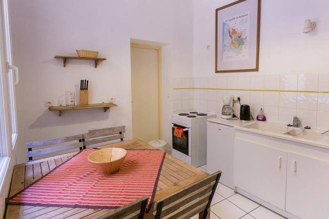 Chambre En Ville, Bordeaux