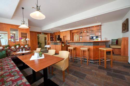 Hotel Zillertal, Innsbruck