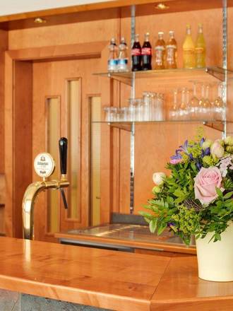 Hotel Zillertal, Innsbruck