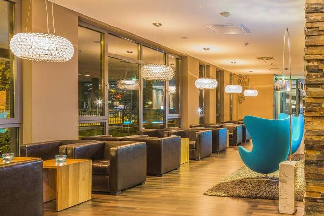 Motel One Dresden - Palaisplatz, Dresden