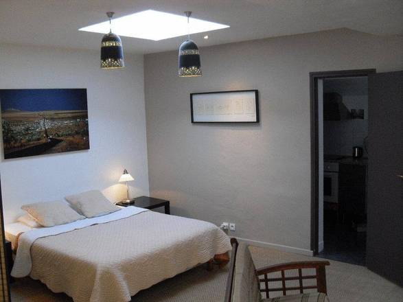 Chambre En Ville, Bordeaux