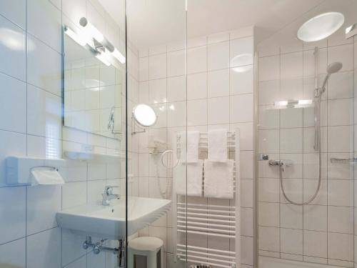 Hotel Zillertal, Innsbruck