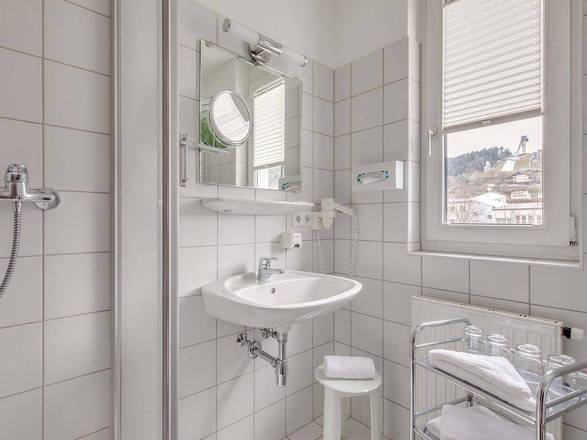 Hotel Zillertal, Innsbruck