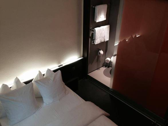 easyHotel Zürich, Zurich