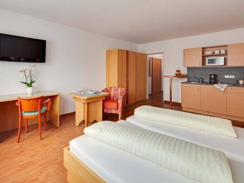 Hotel Zillertal, Innsbruck